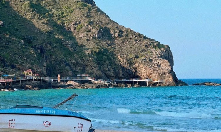 Điểm đến nổi tiếng nhất Quy Nhơn đẹp mê hồn những ngày đầu hạ