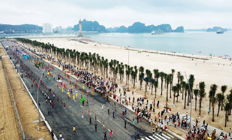 Top 5 bãi biển gần Hà Nội nên đi dịp du lịch hè 2025