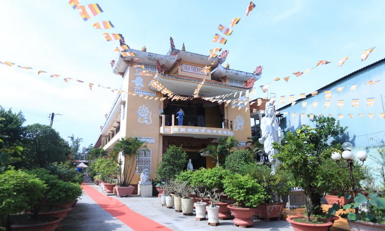 Ghé thăm chùa Thiên Phước Long An - Chốn an yên giữa lòng đất phương Nam