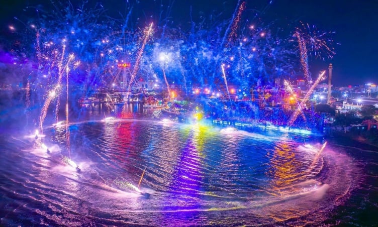Cát Bà lập cú đúp kỷ lục Guinness với show  'Symphony of the Green Island '
