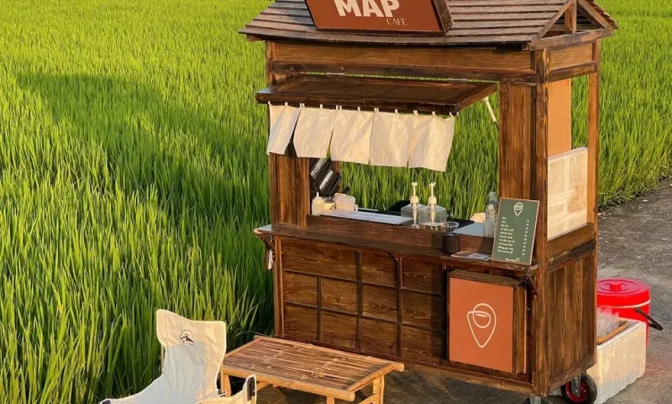 Giới trẻ đổ xô check-in quán cà phê giữa cánh đồng Thái Bình