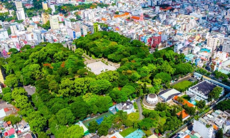 Công viên Lê Văn Tám: Chốn bình yên giữa Sài Gòn náo nhiệt