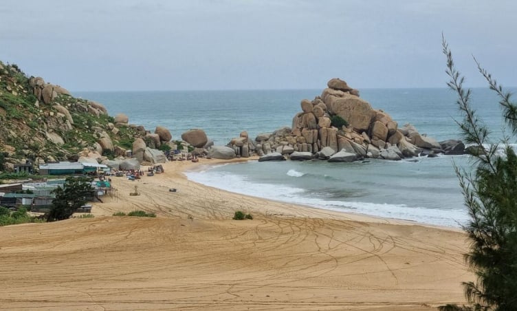 Lưu ngay 5 địa điểm cắm trại độc nhất ở Ninh Thuận cho hè 2025