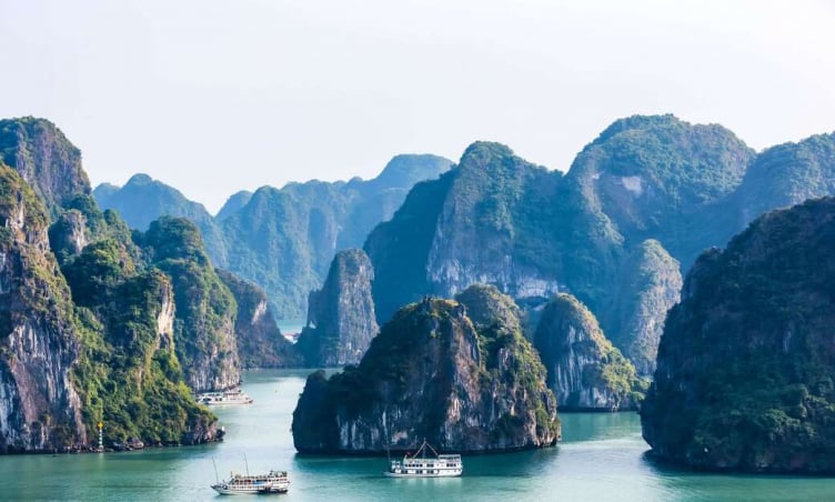 Top 5 địa điểm đẹp nhất vịnh Hạ Long hè 2025