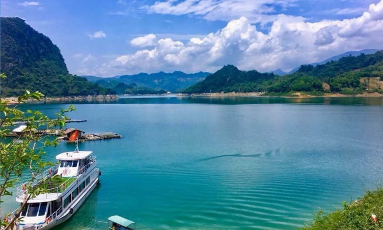 Top 5 địa điểm đẹp nhất Hòa Bình cho chuyến du lịch hè 2025