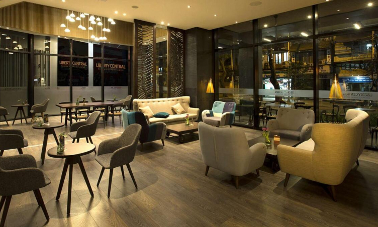 Khám phá top khách sạn 4 sao nổi tiếng Sài Gòn đáng trải nghiệm nhất
