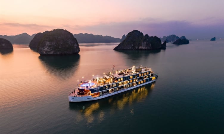 Top 6 điểm đến lãng mạn nhất Hạ Long cho cặp đôi du lịch hè