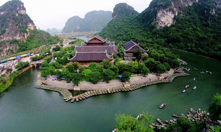 Du lịch Ninh Bình một mình: Top 5 địa điểm lý tưởng nhất nên check-in dịp hè