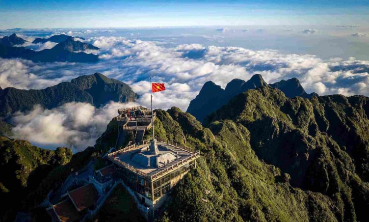Nên đi Sapa theo tour hay tự túc?
