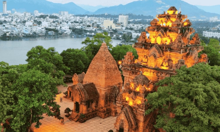 Khám phá câu chuyện huyền bí về tháp Bà Ponagar Nha Trang