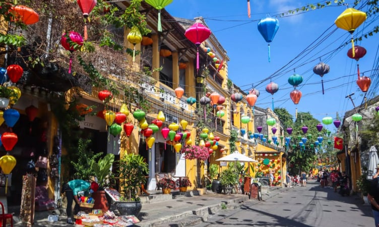 Thị trấn cổ miền Trung vào Top 10 điểm đến hàng đầu thế giới 2025