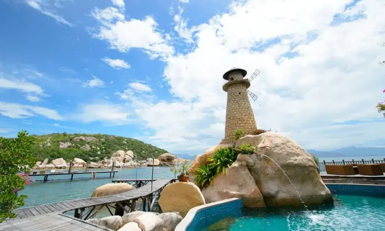 Nên ghé một trong “tứ bình Nha Trang” vào tháng mấy đẹp nhất?