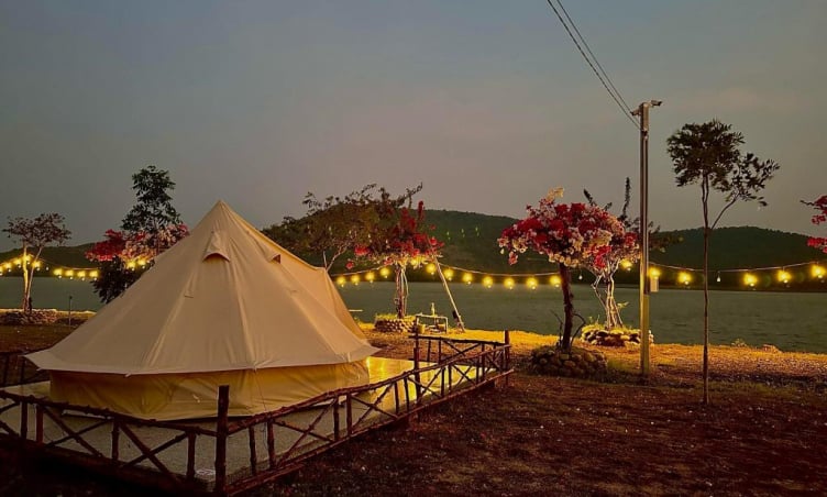 Trải nghiệm dã ngoại “xịn xò” tại Bằng Lăng Glamping Bình Dương