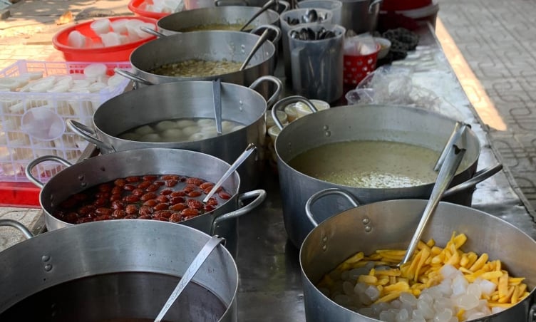Top 5 quán ăn vặt  'nhỏ mà có võ ' ở Nam Định không nên bỏ lỡ