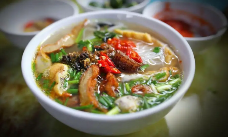 Ăn gì ở chợ Đầm Nha Trang?
