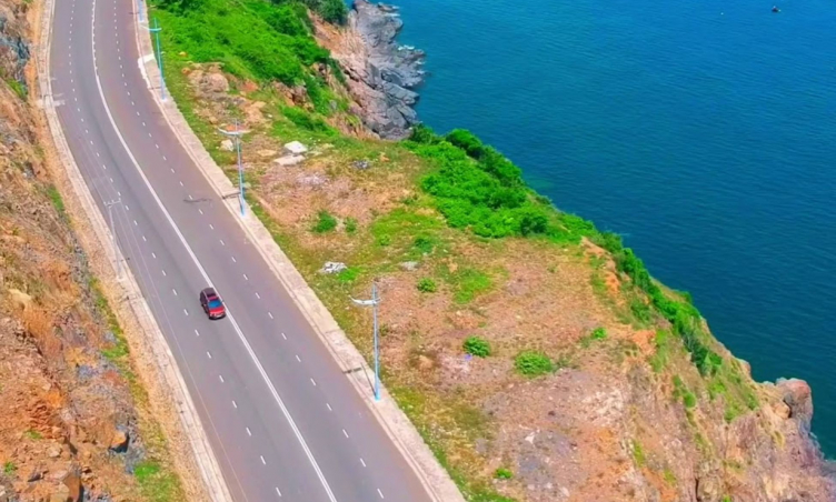 [Thổ địa chia sẻ] Đèo Lương Sơn - Cung đường ven biển thơ mộng bậc nhất Nha Trang