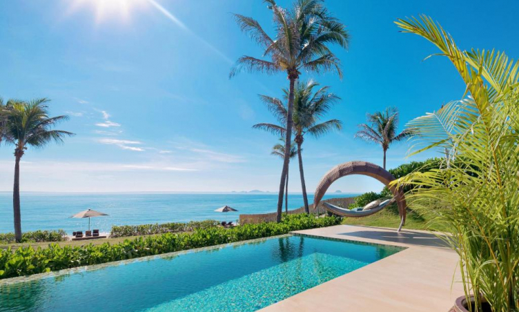 Review những resort 5 sao đẹp như mơ gần biển Bãi Dài - Cam Ranh 2024 