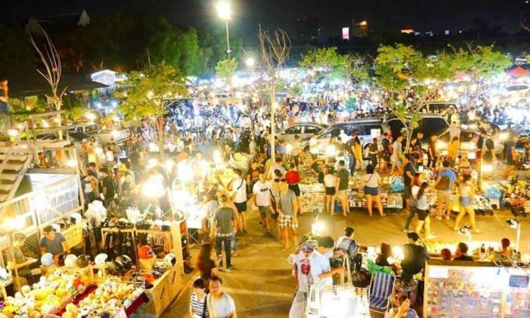 Trải nghiệm chợ đêm Vị Thanh: Thiên đường ẩm thực và mua sắm Hậu của Giang