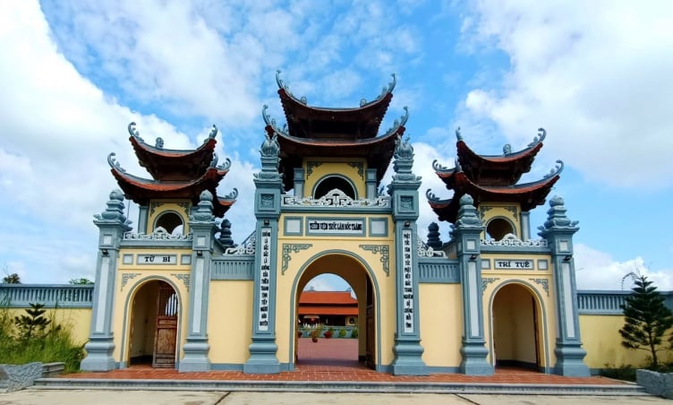 Thiền viện Trúc Lâm Sóc Trăng - Chốn an yên giữa miền sông nước