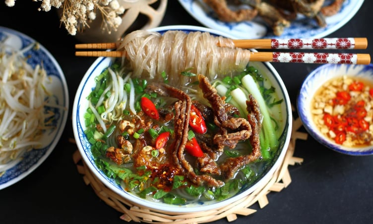 List 5 quán ăn đêm dành cho tín đồ ẩm thực tại Vinh Nghệ An