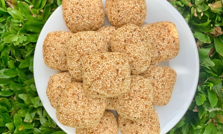 Thưởng thức bánh mè láo: Đặc sản ngon khó cưỡng ở Sóc Trăng