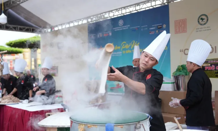 Festival Phở 2025: Bát phở Việt  'chạm ' vị giác du khách toàn cầu