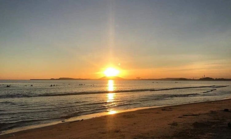 Biển Khe Hai -  'Viên ngọc thô ' giữa lòng Quảng Ngãi