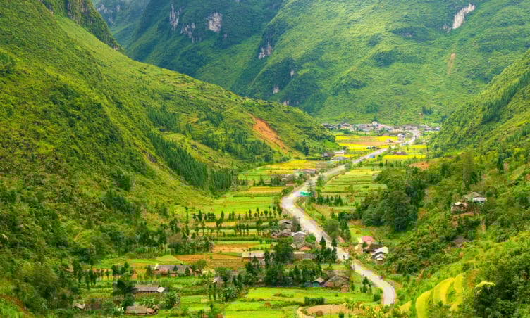Sức hút không tưởng của hai “ngôi sao” du lịch Tây Bắc dịp lễ