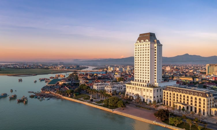 Điểm danh 7 khách sạn tốt nhất Quảng Bình khi du lịch hè 2025