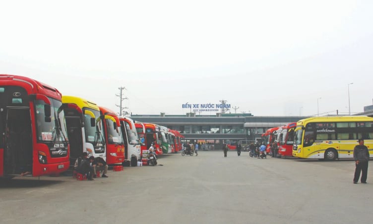 Từ sân bay Nội Bài về bến xe Nước Ngầm bao nhiêu km?