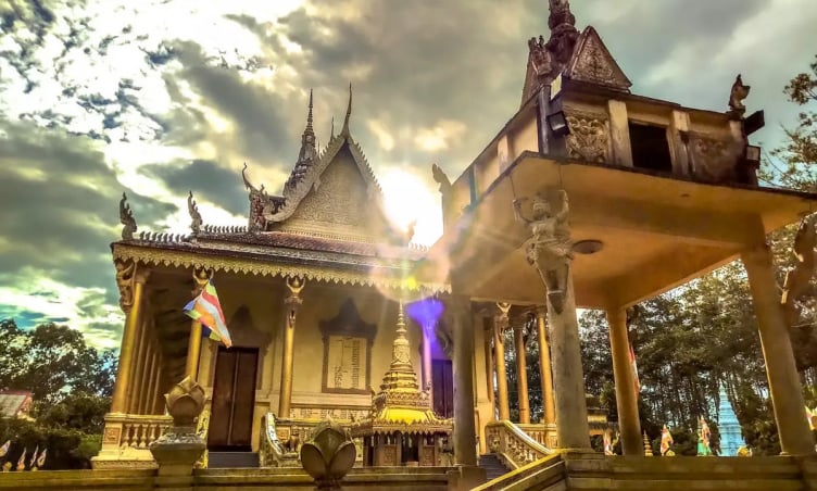 Chùa Bốn Mặt - Ngôi cổ tự gần 500 năm tuổi linh thiêng bậc nhất Sóc Trăng