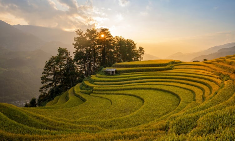 Từ Hà Nội đi Mù Cang Chải bao nhiêu km?