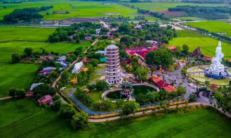 Từ sân bay Tân Sơn Nhất đến Tây Ninh bao nhiêu km?
