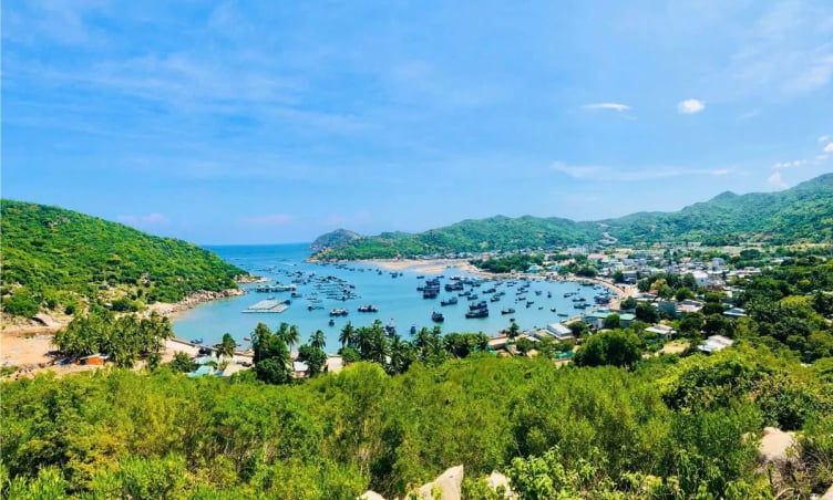 Sài Gòn cách Vĩnh Hy bao nhiêu km?