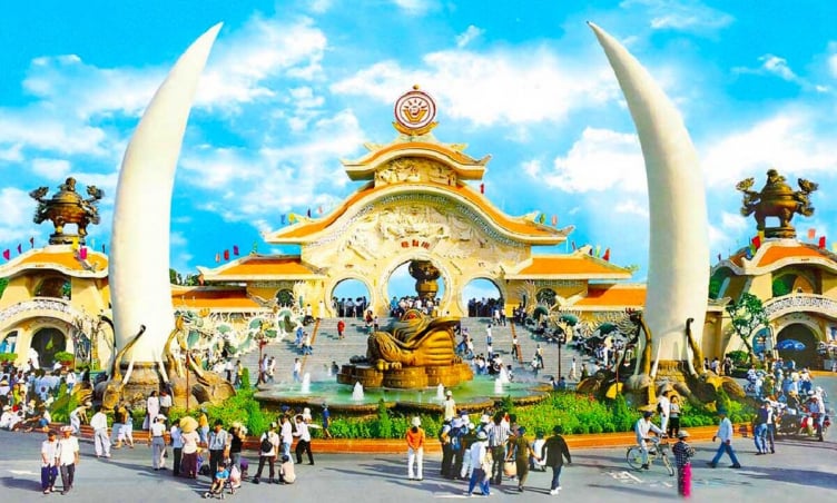Từ Sài Gòn đi Suối Tiên bao nhiêu km?