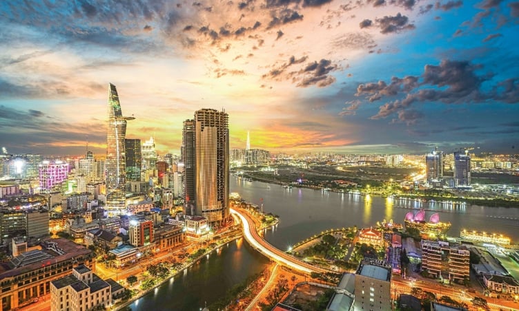 Bay từ Đà Nẵng vào Sài Gòn mất bao lâu?