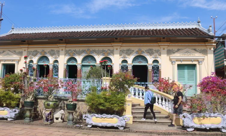 Từ sân bay Cần Thơ đến nhà cổ Bình Thủy bao xa?