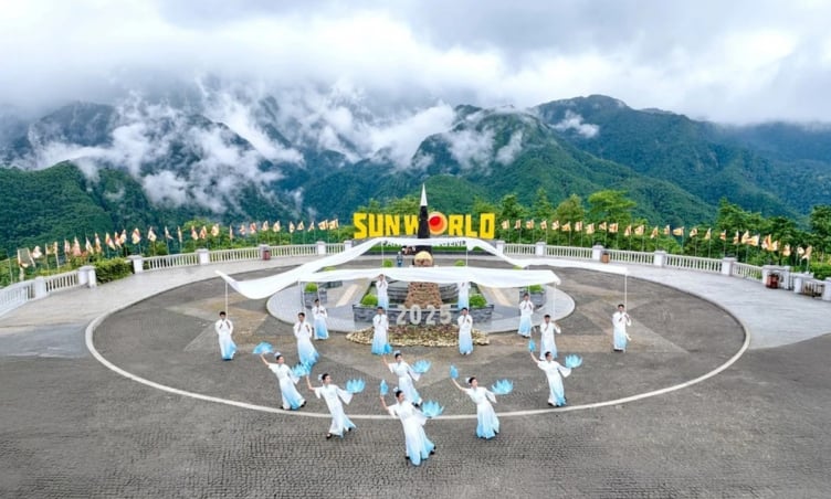Khám phá “Đỉnh thiêng du ký”: Show nghệ thuật thực cảnh đầu tiên trên đỉnh Fansipan