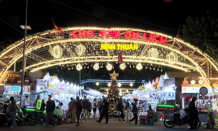 Chợ đêm du lịch Ninh Thuận: Thiên đường ăn chơi, mua sắm giữa lòng Phan Rang