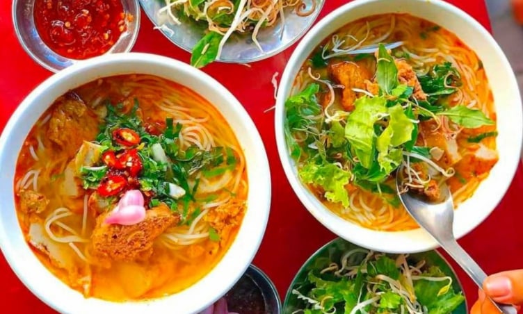 Buổi sáng ăn gì ở Quy Nhơn? Top 7 quán ngon không thể bỏ lỡ