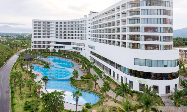 Selectum Noa Resort Камрань