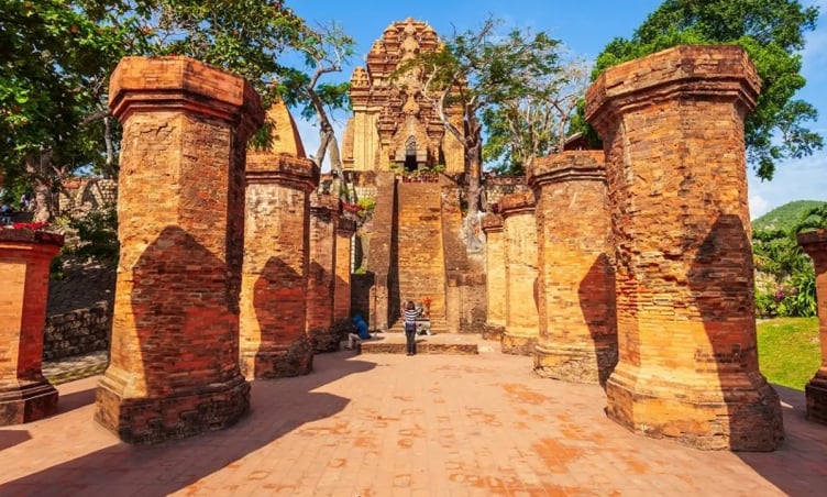 Một quần thể tháp cổ Việt Nam vừa được vinh danh di tích đặc biệt sau hơn 1.000 năm tồn tại