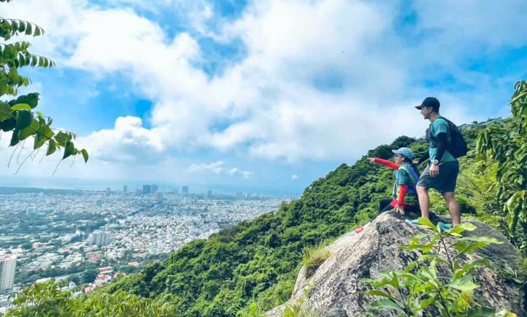 Top những trải nghiệm thú vị ở núi Lớn Vũng Tàu không thể bỏ lỡ