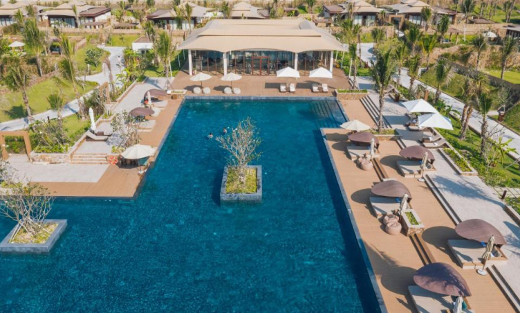 Fusion Resort Cam Ranh