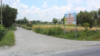 Trương Hồng An “thâu tóm” dự án tiền tỷ, Giám đốc Ban QLDA Đức Huệ “ký số” liên tiếp 2 gói trong một ngày