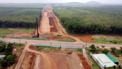 Bình Thuận cảnh báo việc khai thác đất đá trái phép thi công đường cao tốc Bắc Nam