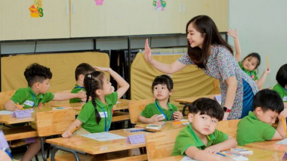Chọn trường cho con lớp 1: Hãy chọn môi trường khiến trẻ 'mỗi ngày đi học là một ngày vui'