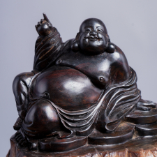 Tượng Phật Di Lặc gỗ nu trắc cao 20cm