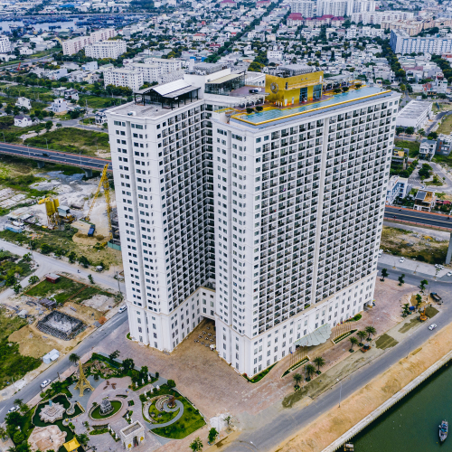 Wyndham Danang Golden Bay