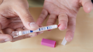 Cắt giảm tài trợ cho HIV có thể gây thêm 3 triệu ca tử vong vào năm 2030